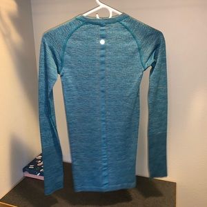 Teal Swiftly Tech Crew Long Sleeve Size 2